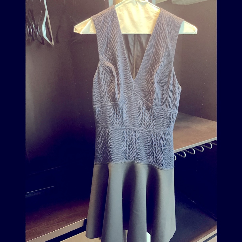 Rebecca Taylor navy with black dress. Fit n flare.  Flirty- size 0